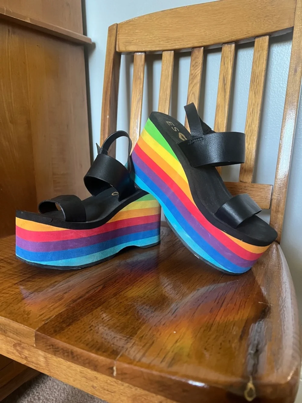 Rocket Dog Rainbow EVA platform Wedge Sandals - Picture 3 of 3